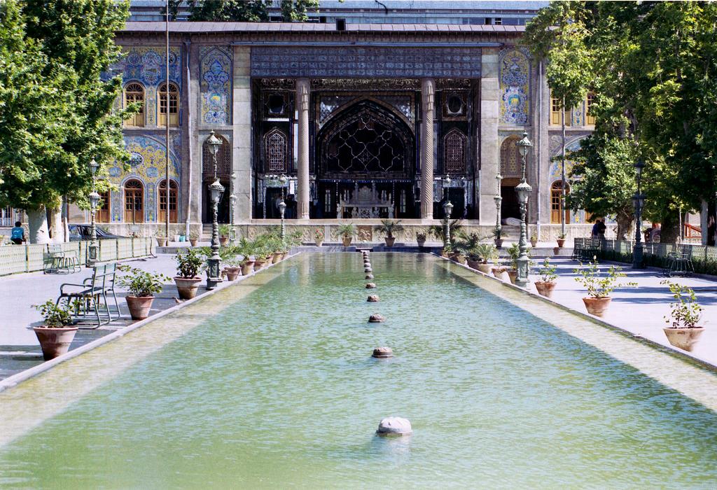 Talar Divan Khaheni - Cliquez sur l'image pour fermer la fenêtre